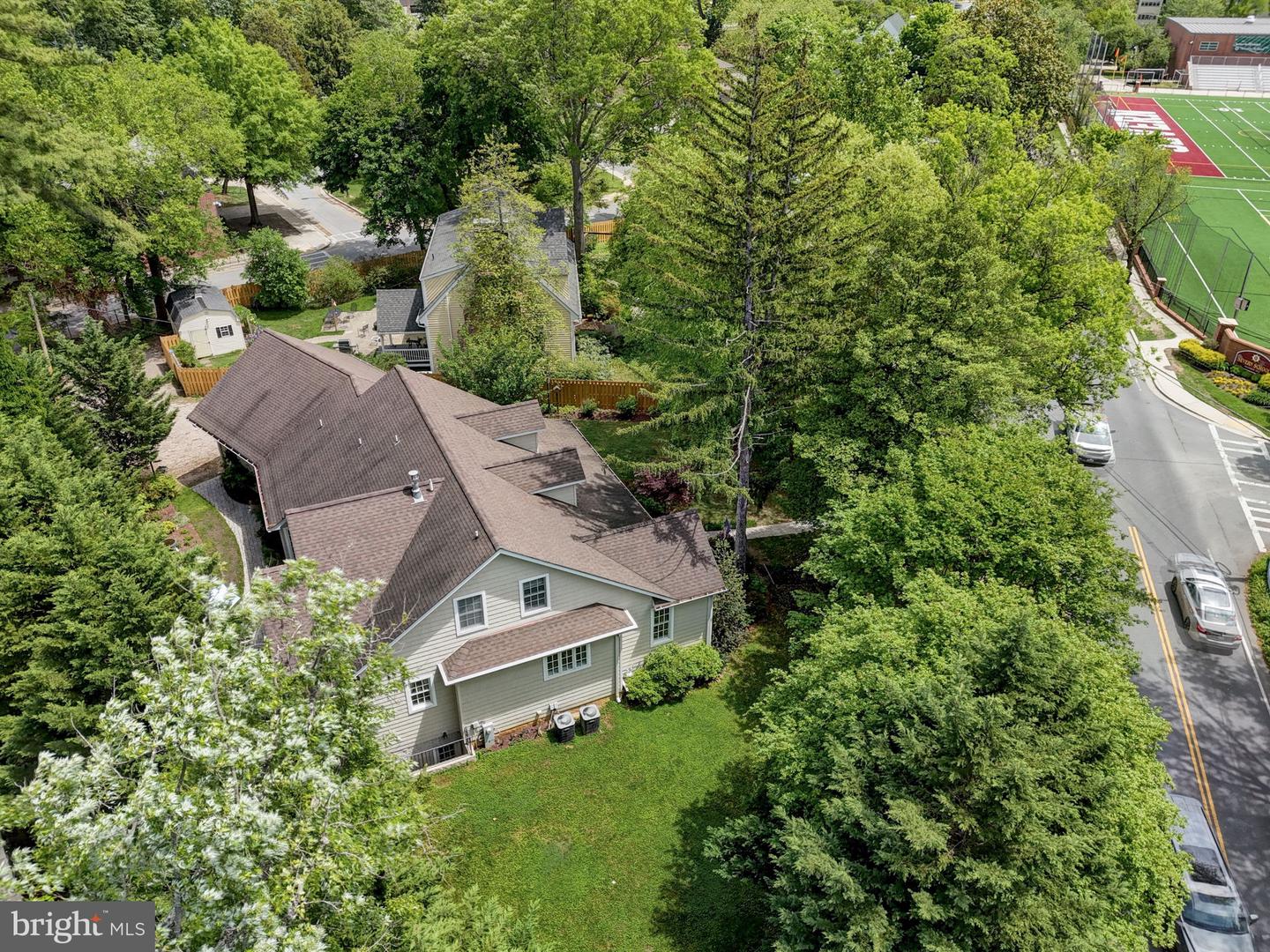 100 Evergreen Rd