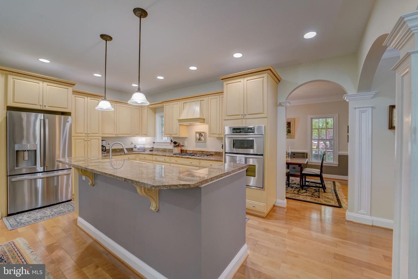 100 Evergreen Rd