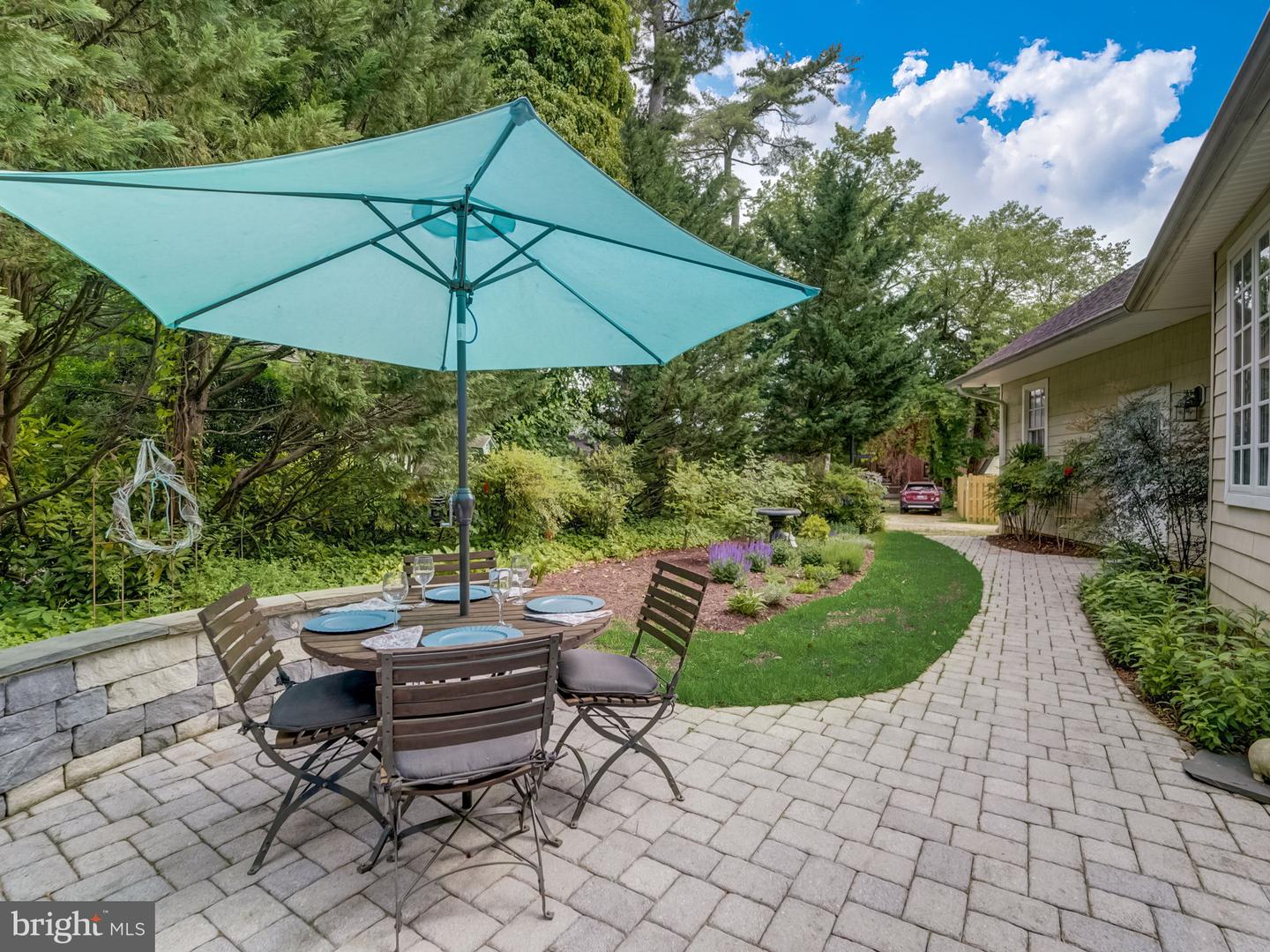 100 Evergreen Rd