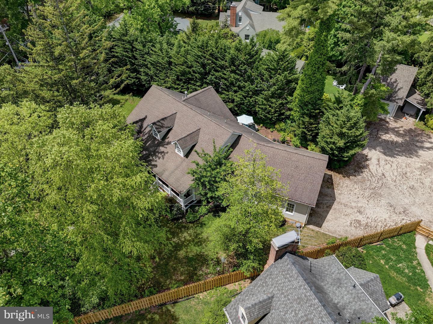 100 Evergreen Rd
