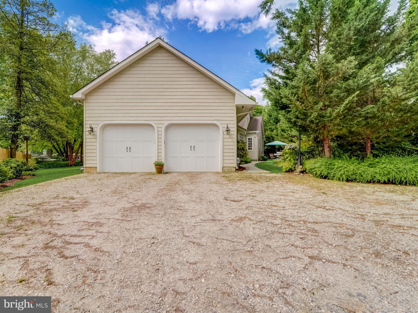 100 Evergreen Rd