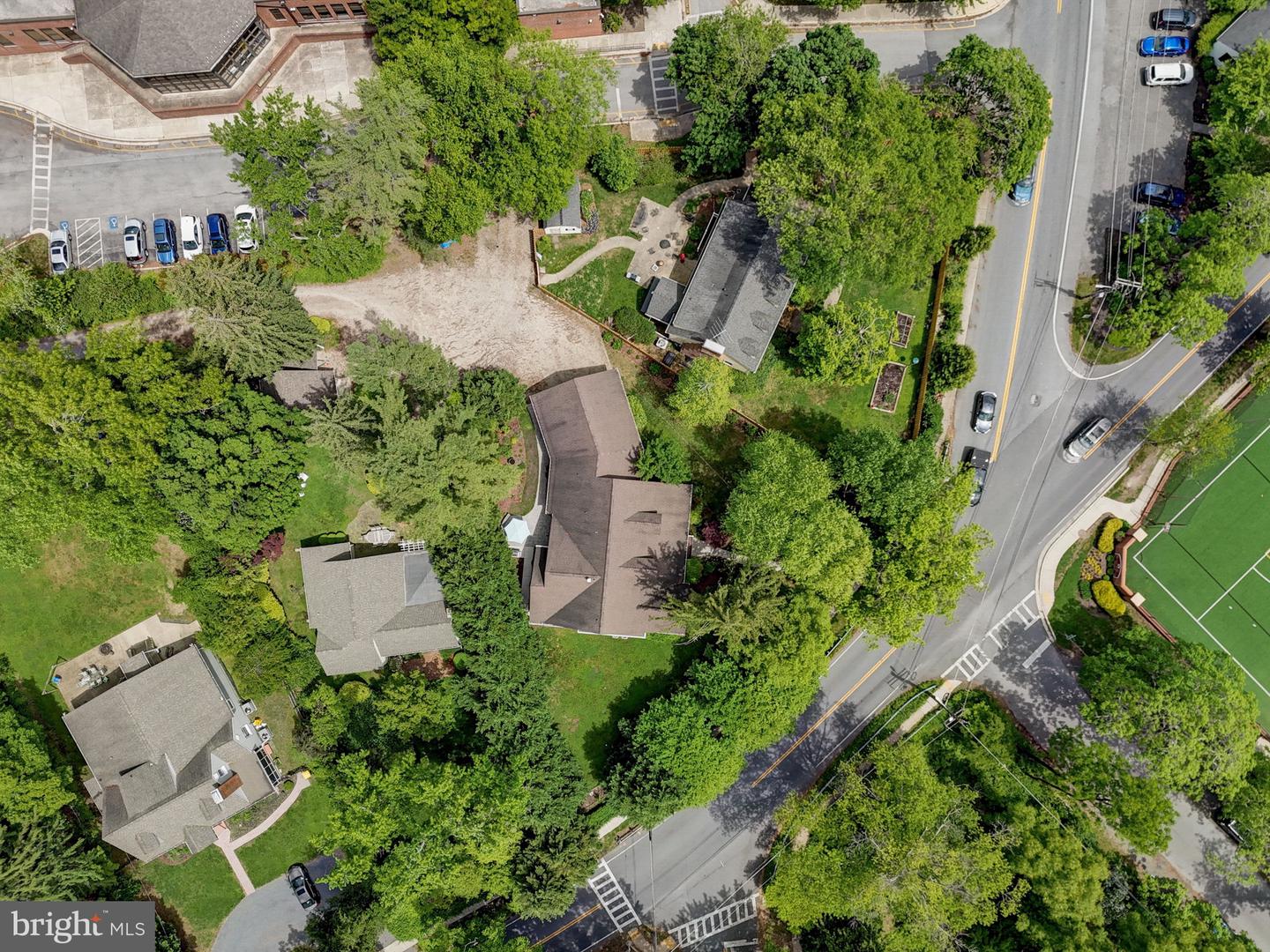 100 Evergreen Rd