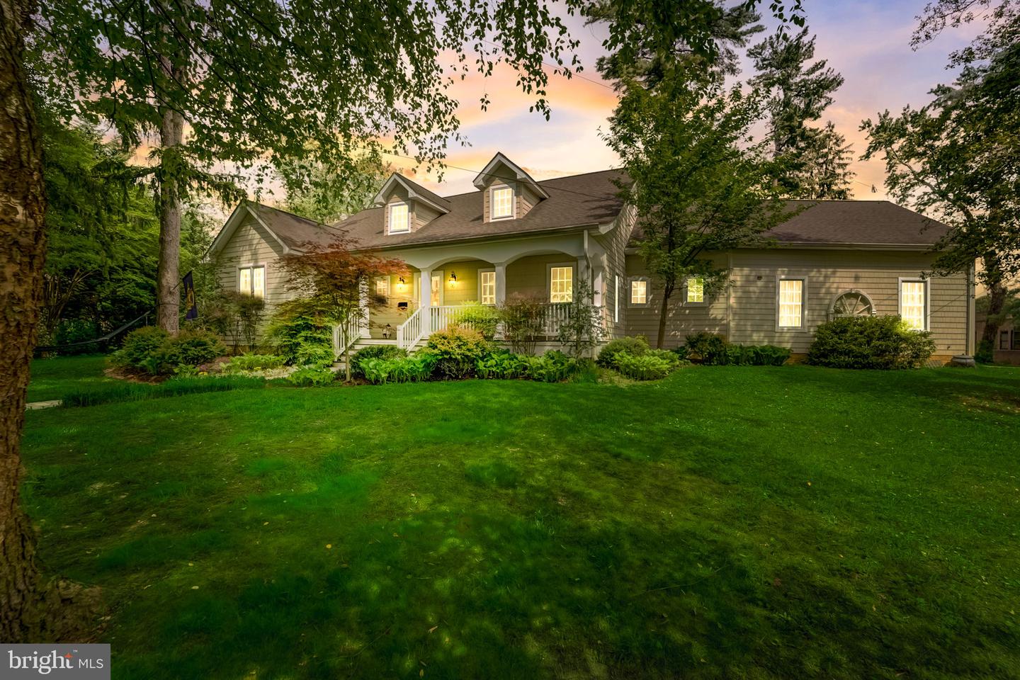 100 Evergreen Rd