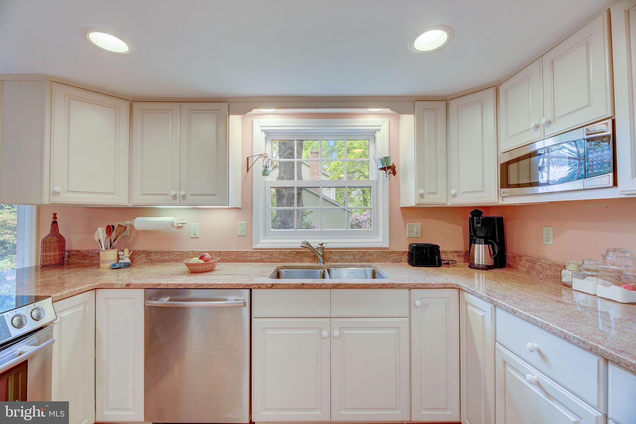 368 Stonehouse Dr