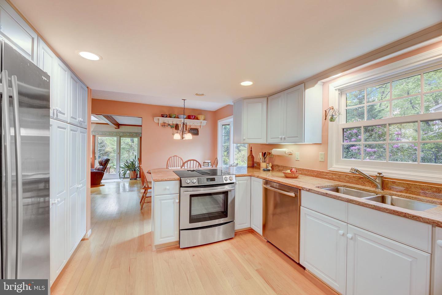 368 Stonehouse Dr