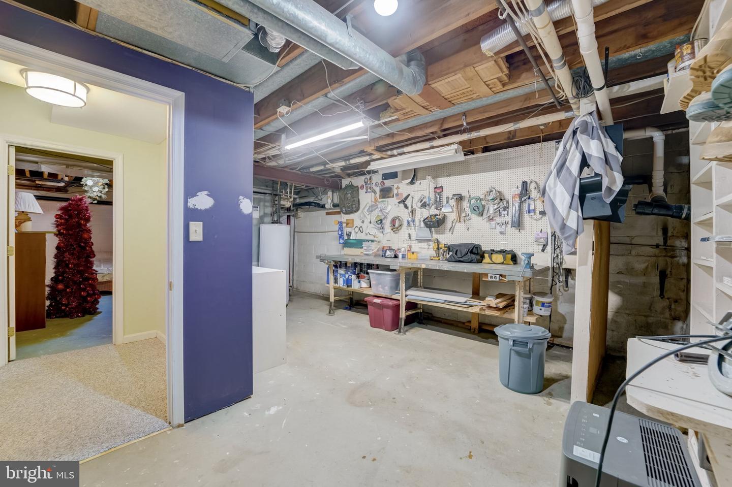 292 Oak Ct