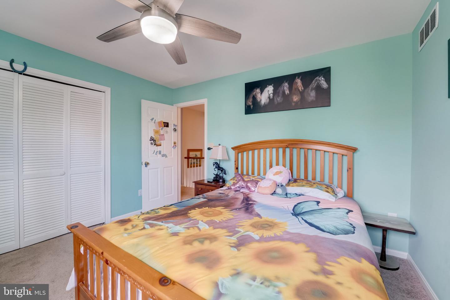 292 Oak Ct