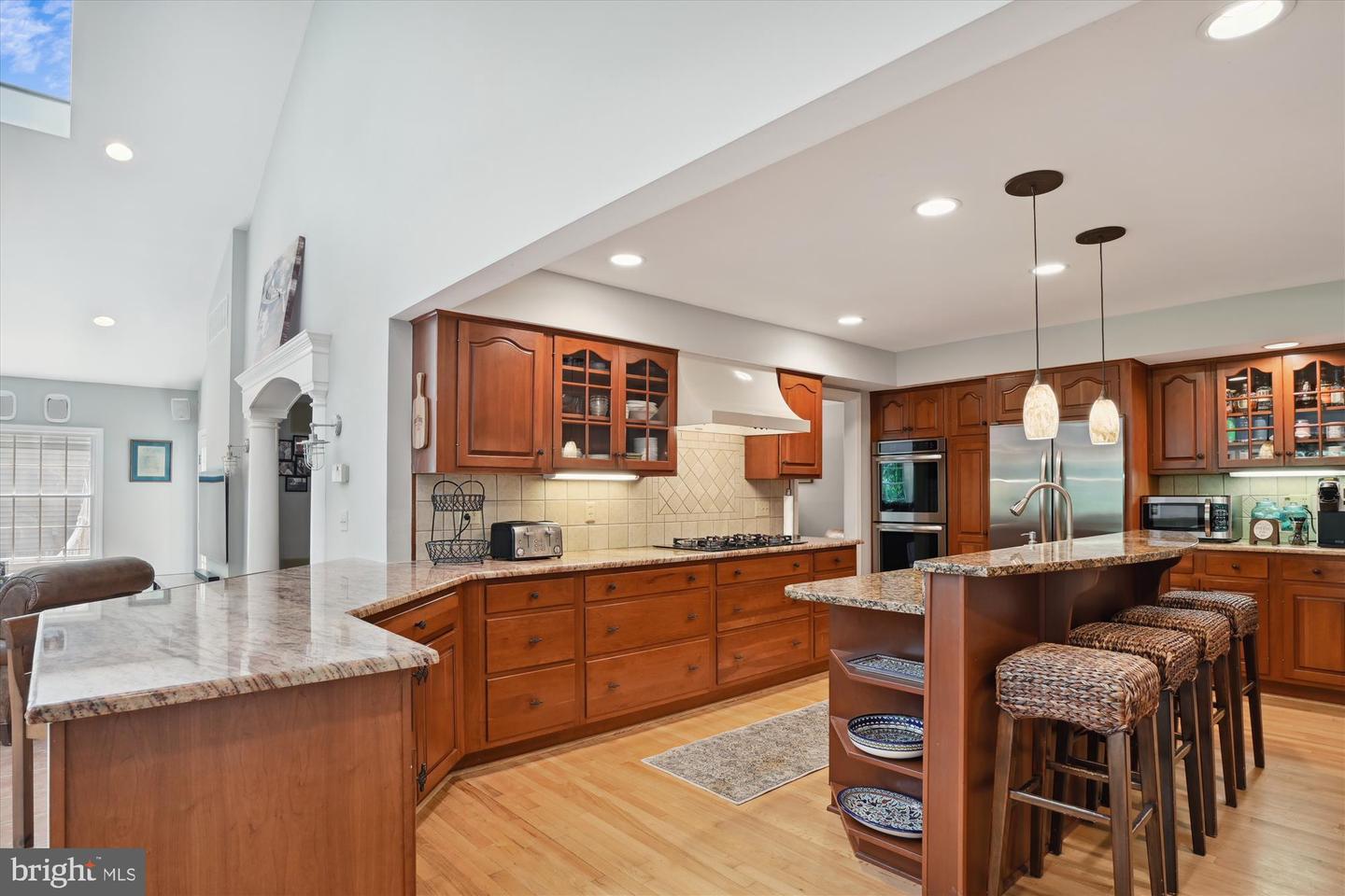 292 Oak Ct