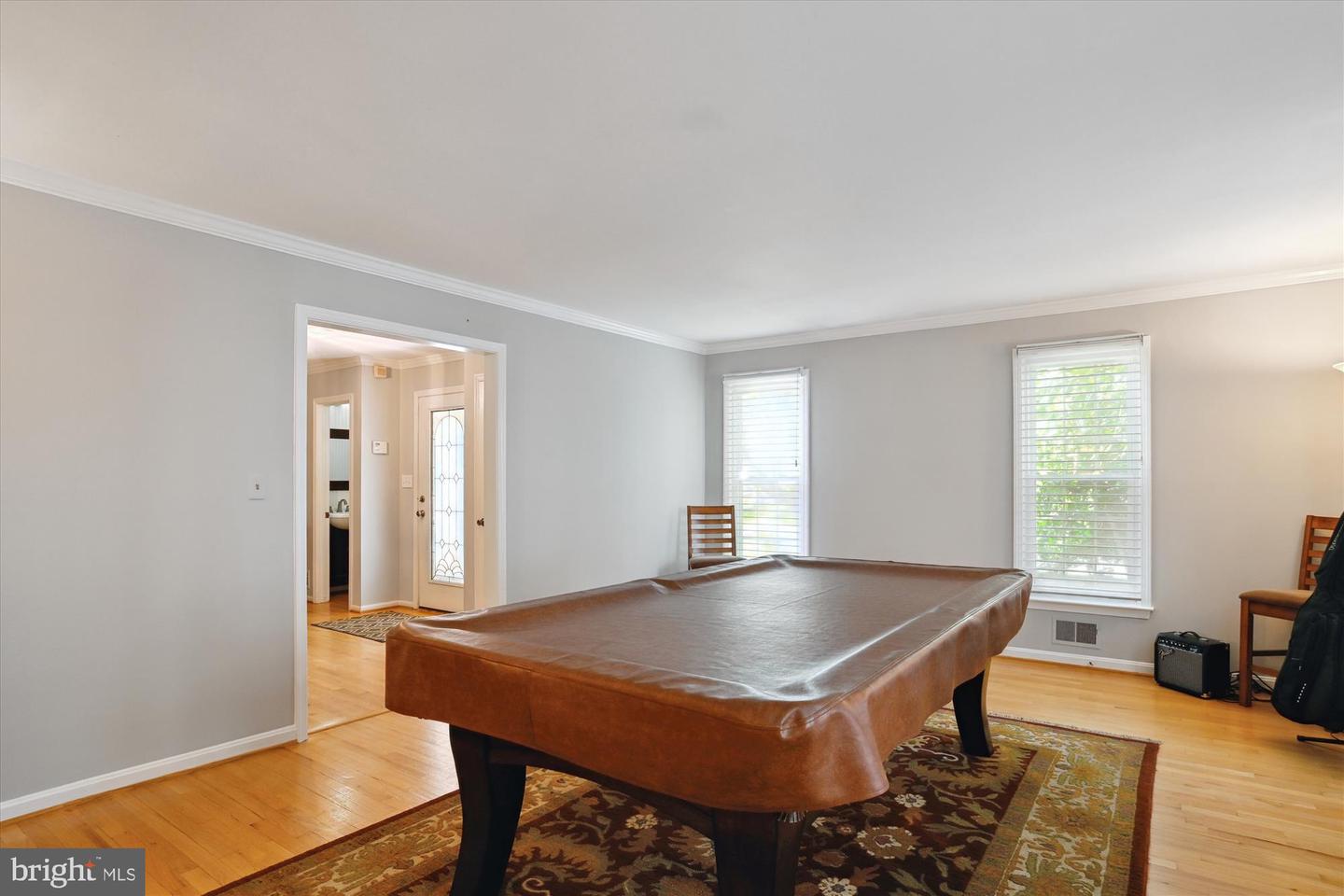 292 Oak Ct