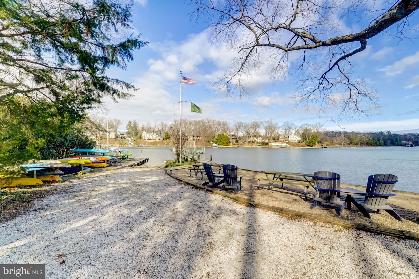 292 Oak Ct