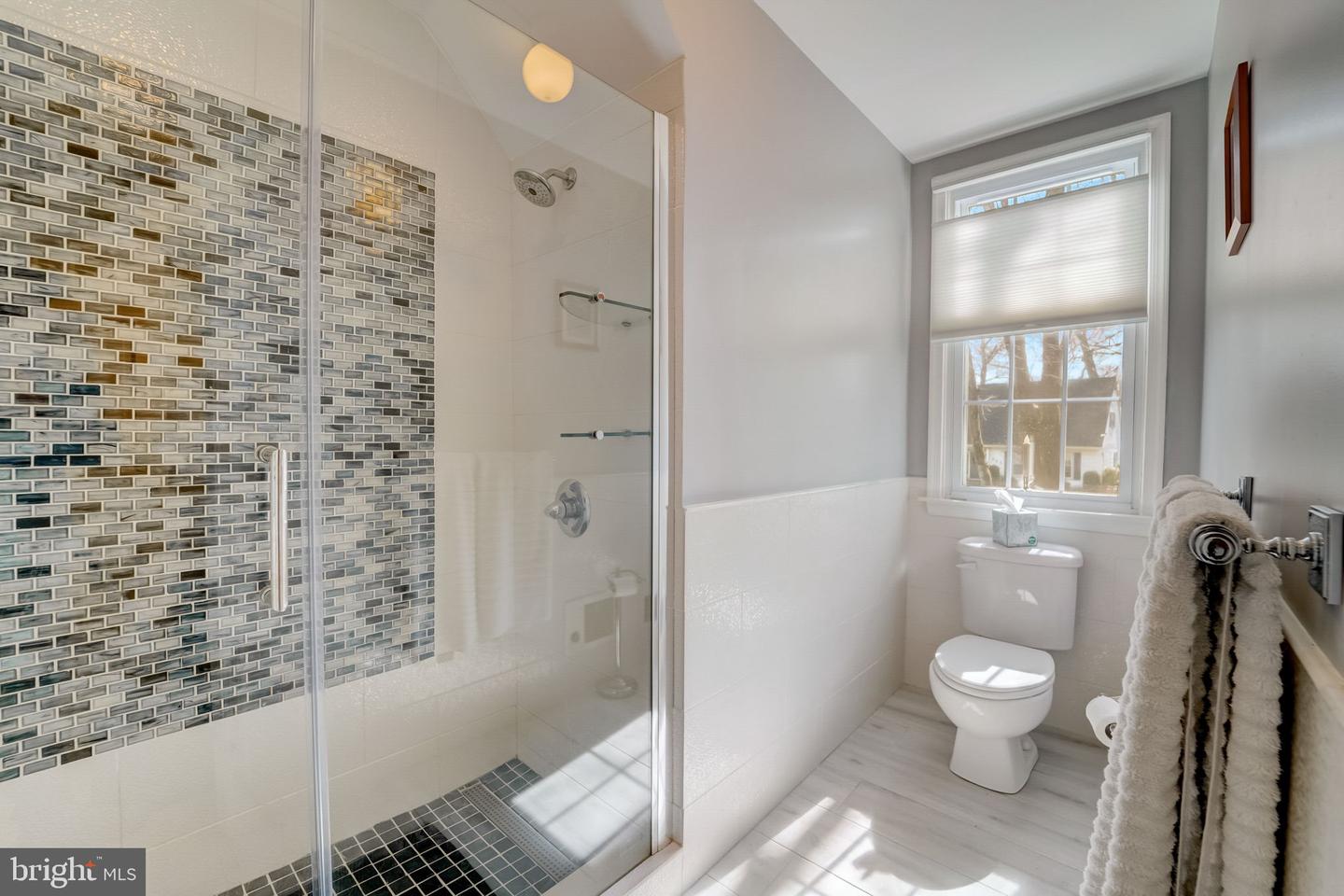 292 Oak Ct