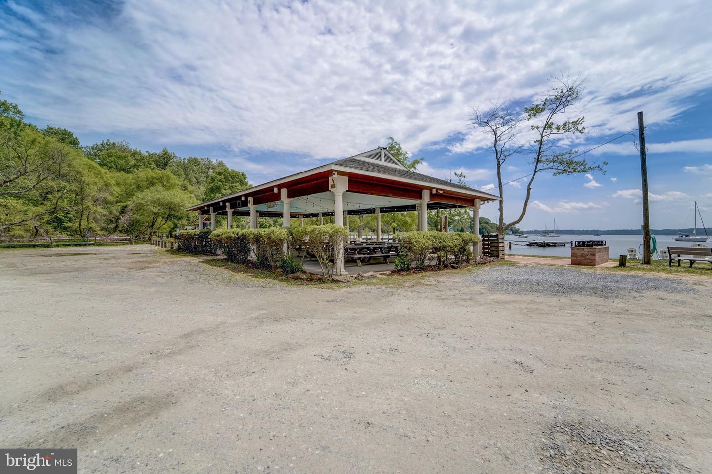 105 Hatton Dr