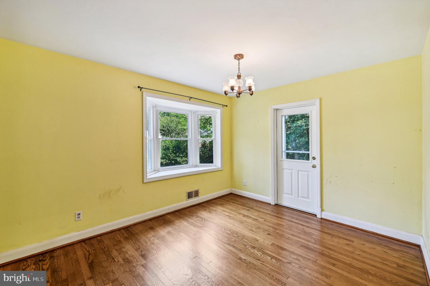 105 Hatton Dr