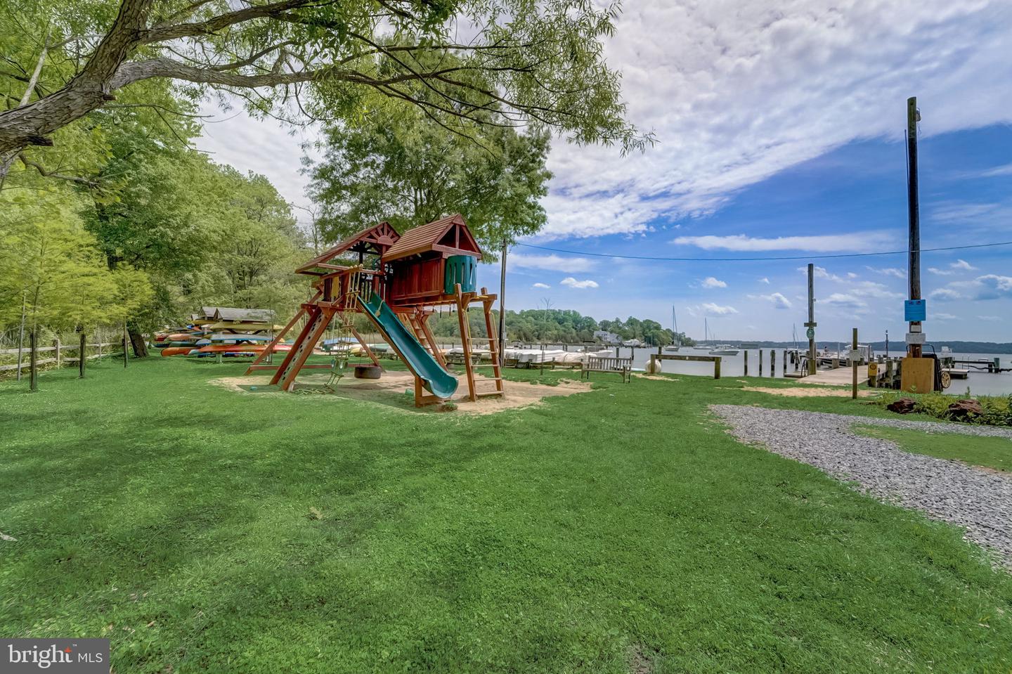 105 Hatton Dr