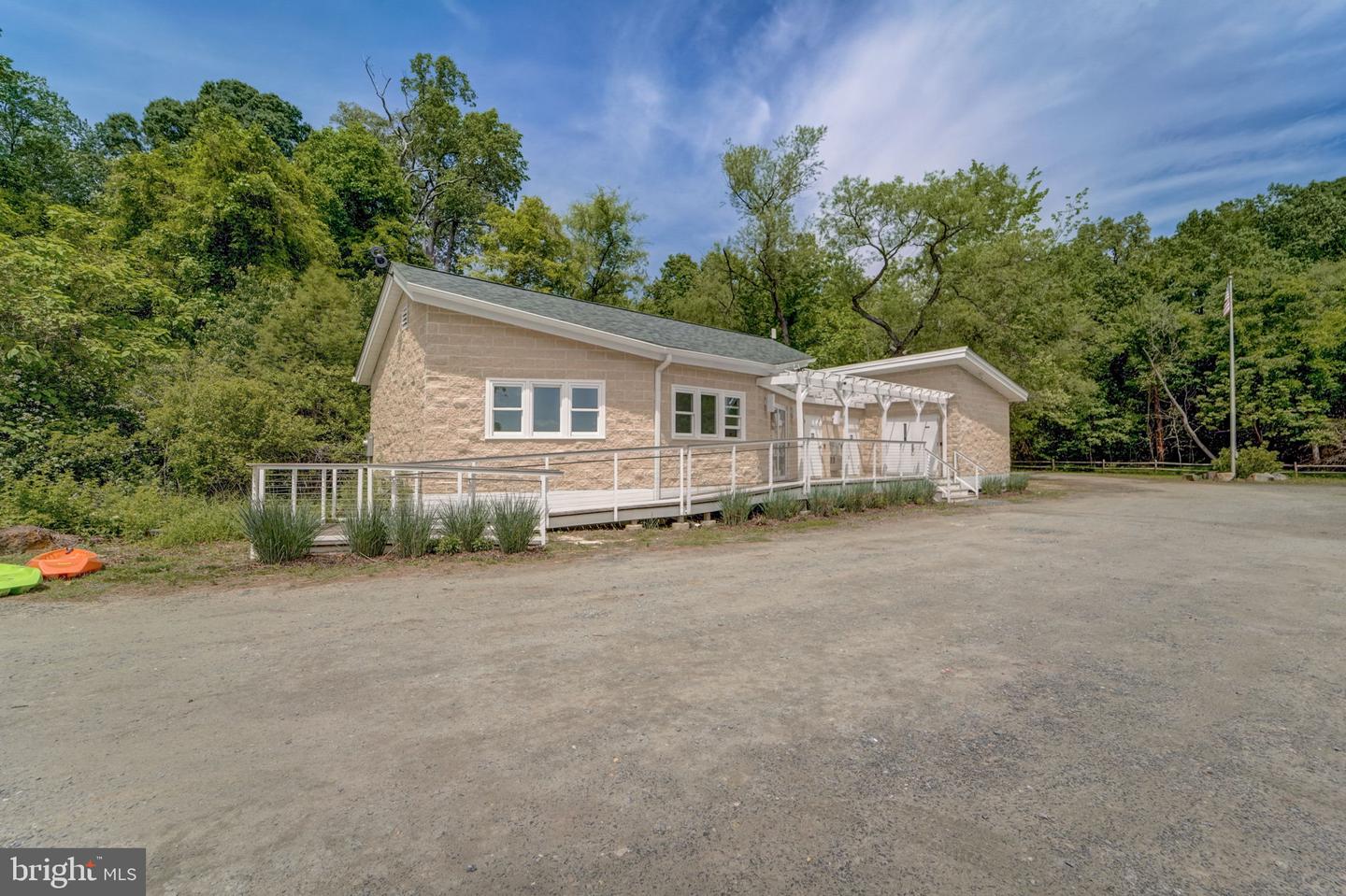105 Hatton Dr