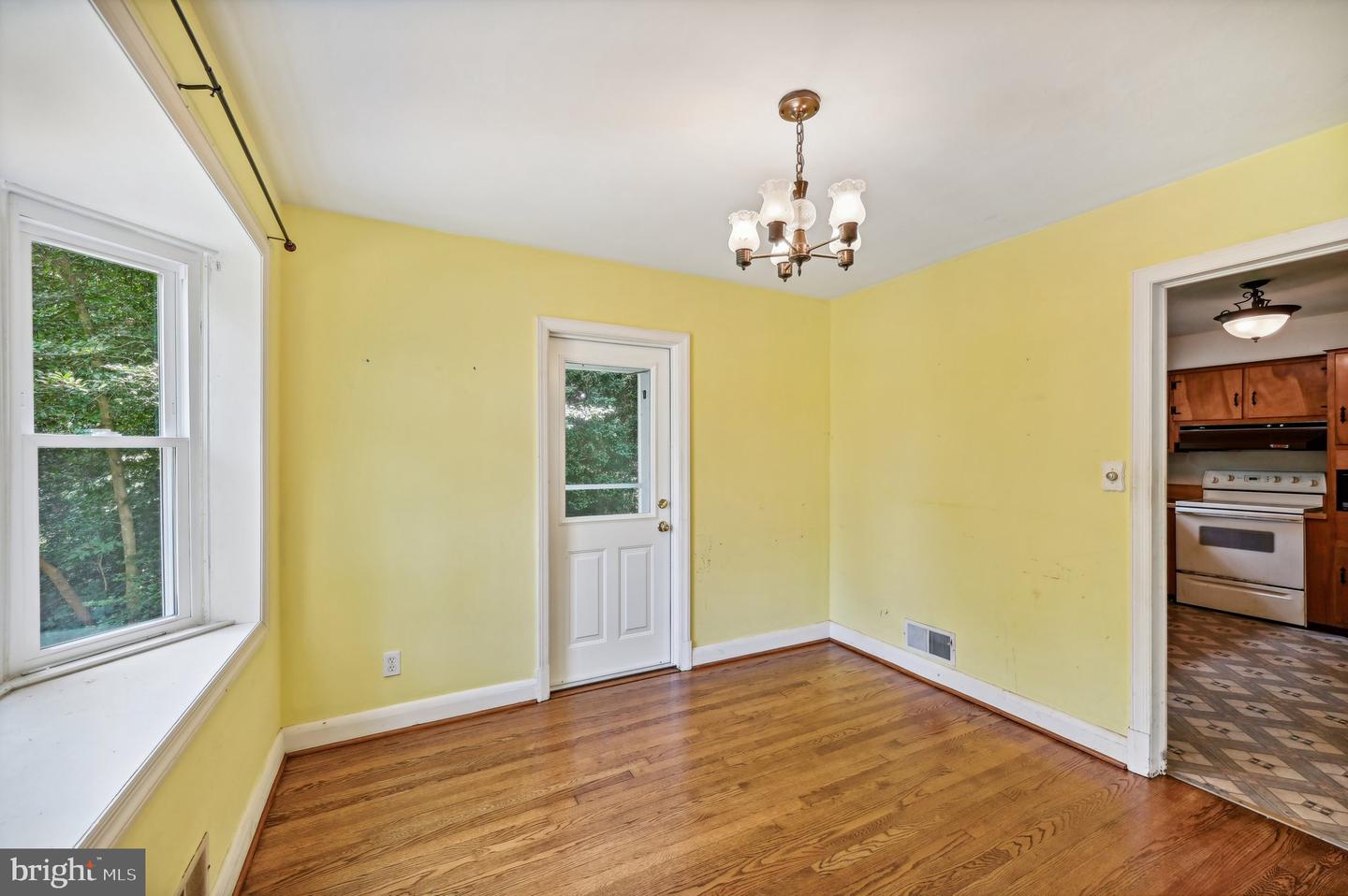 105 Hatton Dr