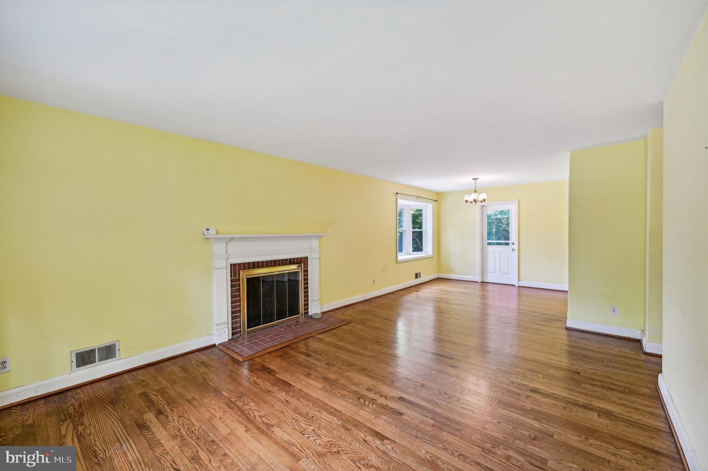 105 Hatton Dr