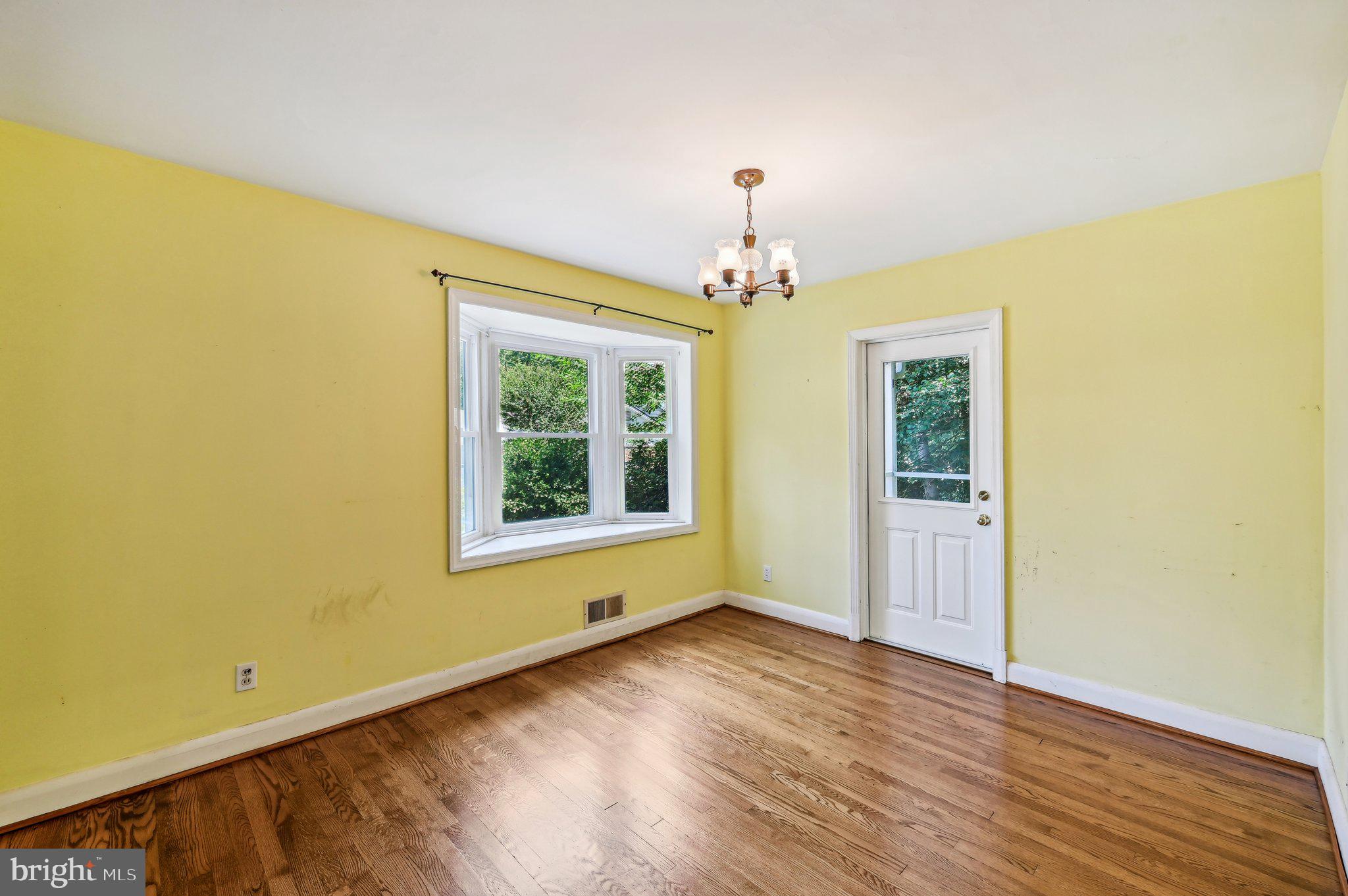 105 Hatton Dr