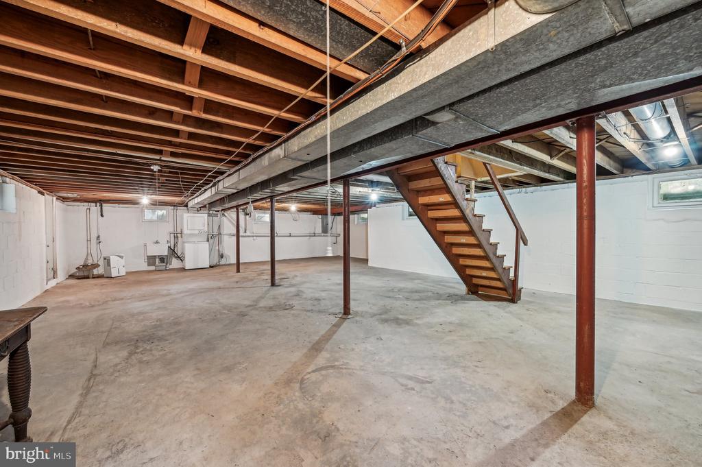 105 Hatton Dr