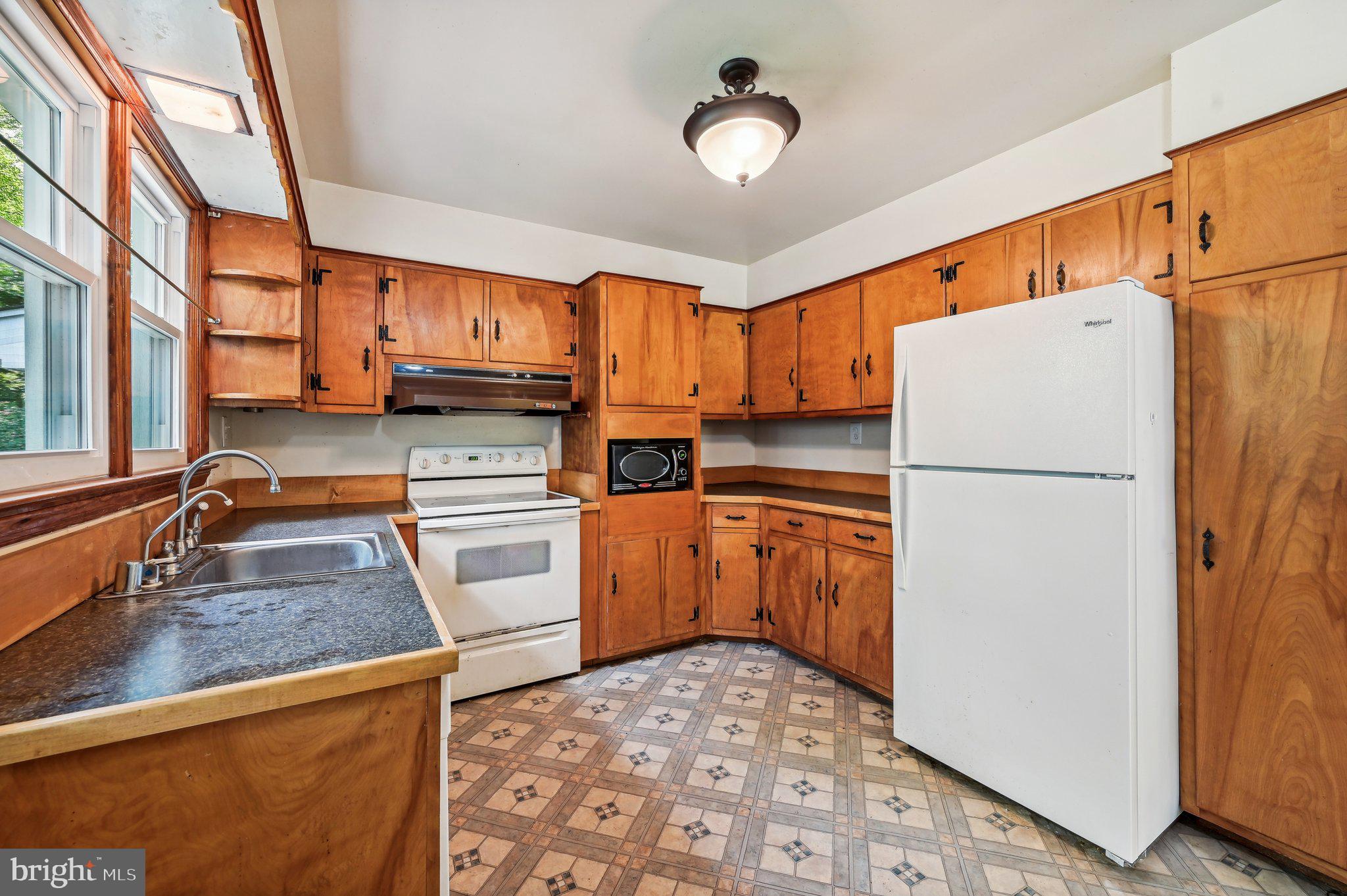 105 Hatton Dr