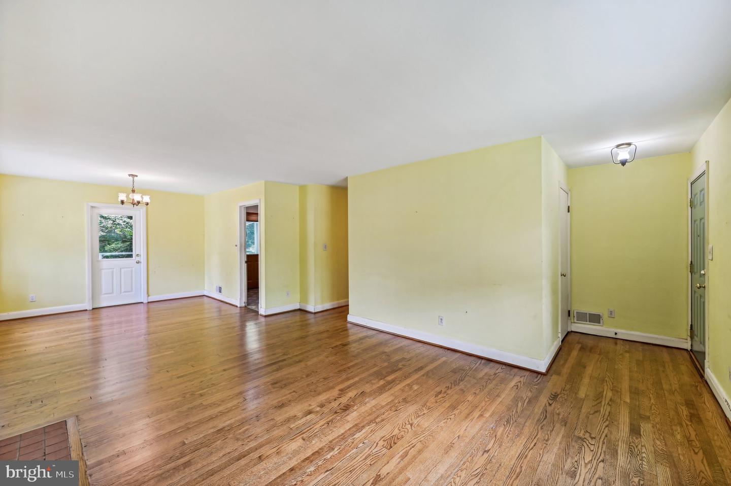 105 Hatton Dr
