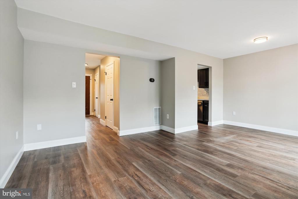 538 SWOOP HILL RD