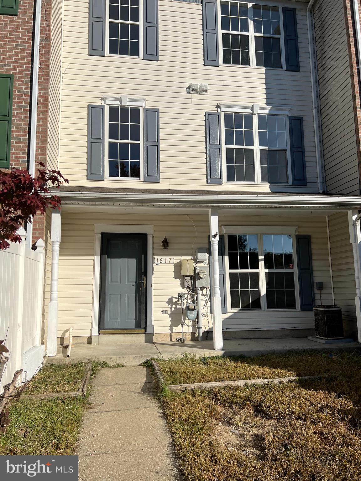 1817 WATCH HOUSE CIR S