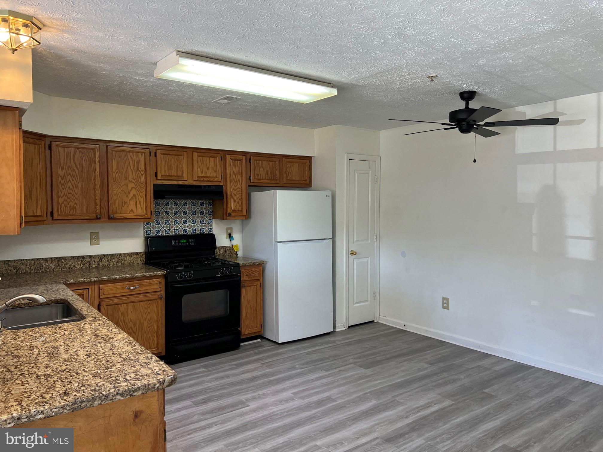 1817 WATCH HOUSE CIR S