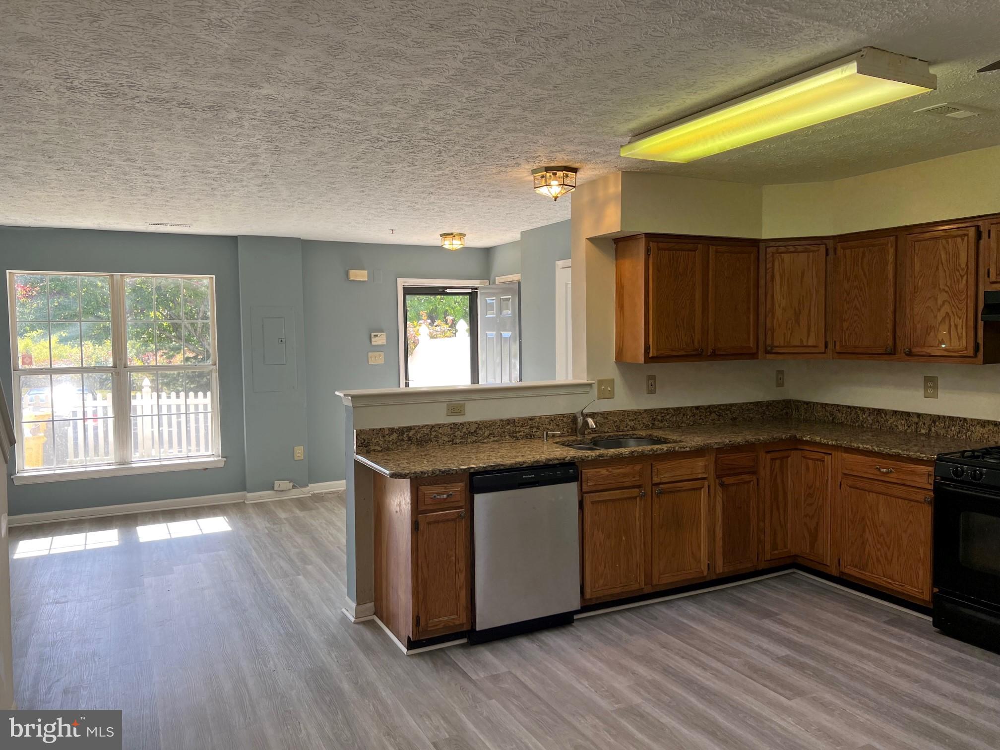 1817 WATCH HOUSE CIR S