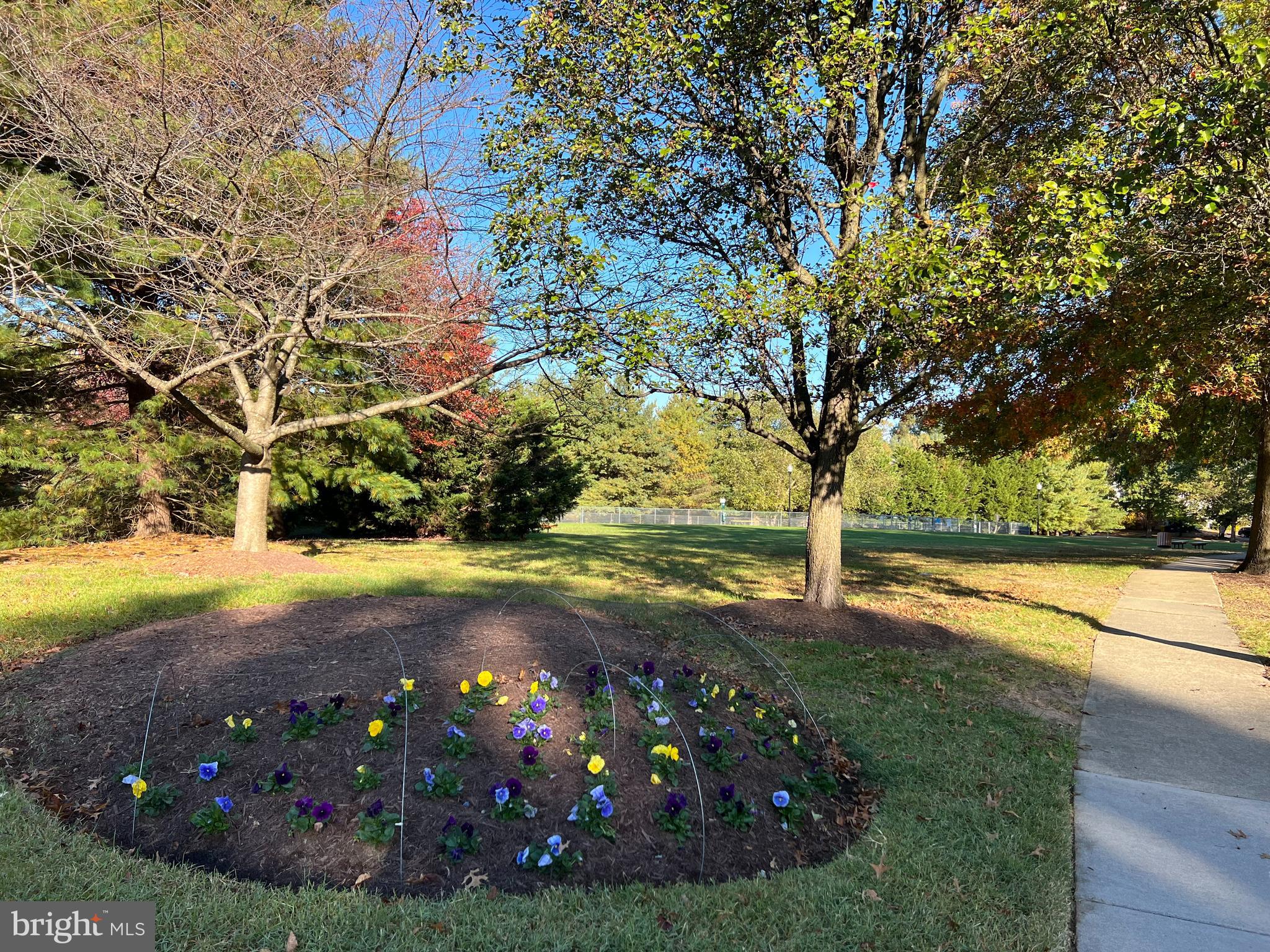 1817 WATCH HOUSE CIR S