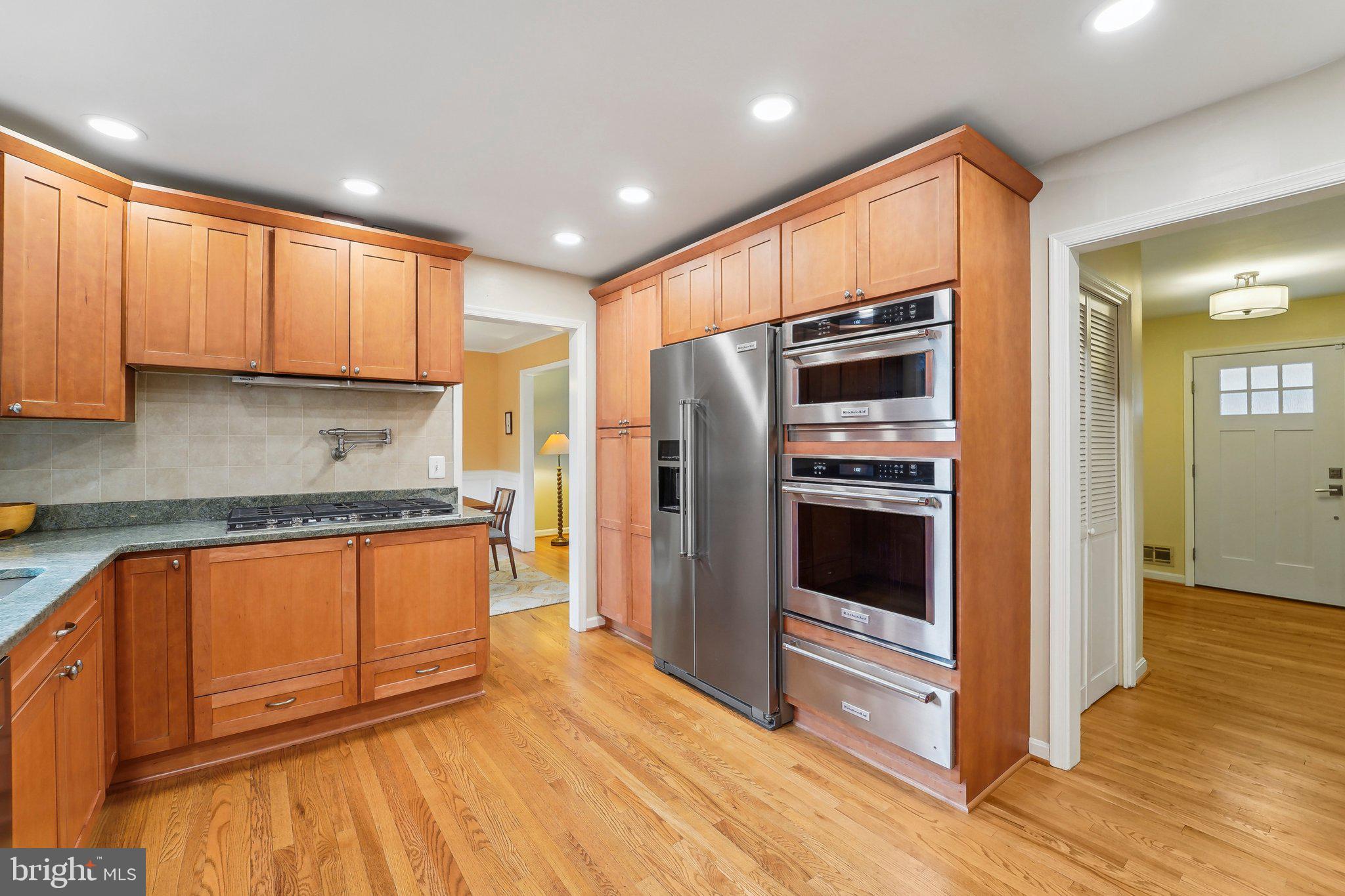 3 Emerson Rd