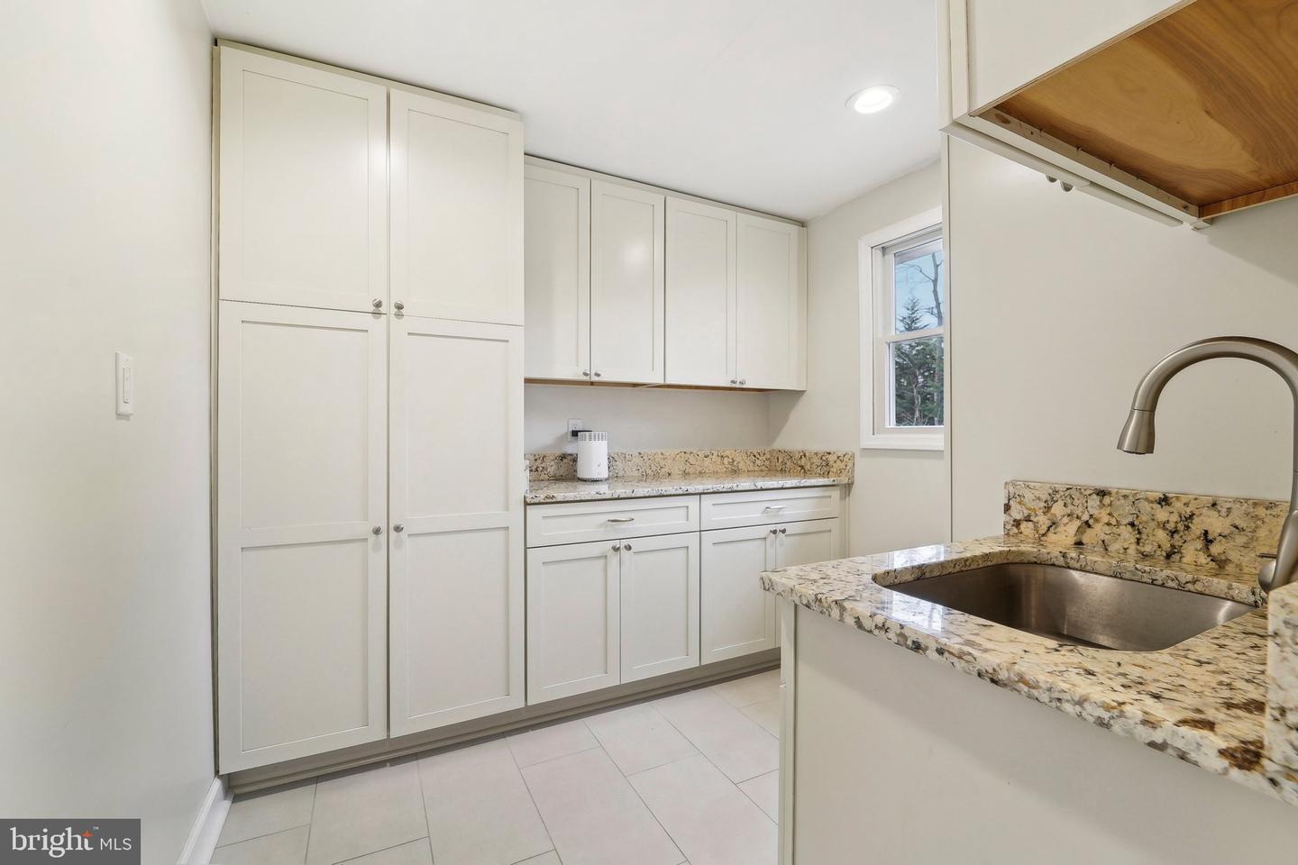 3 Emerson Rd