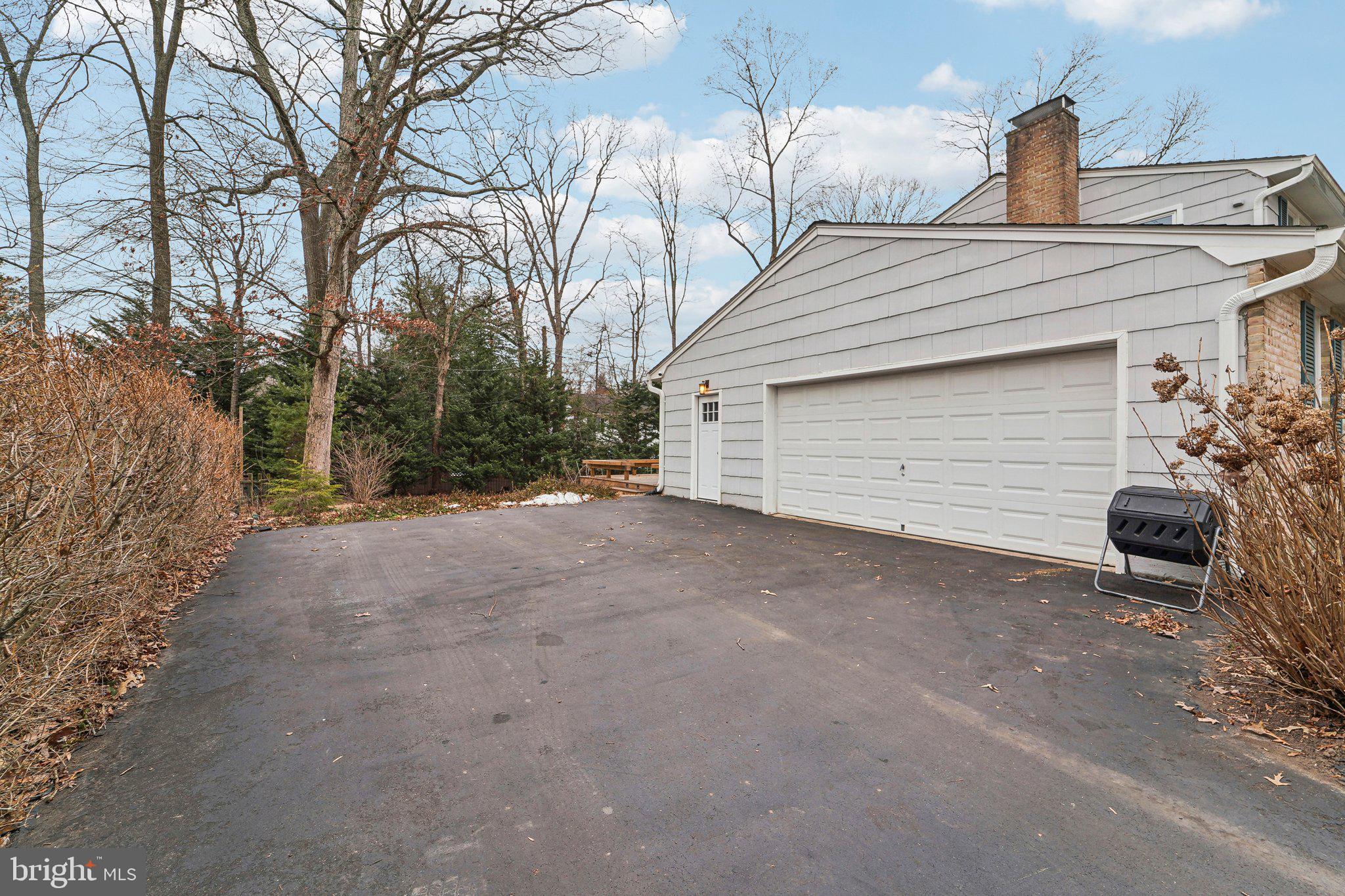 3 Emerson Rd