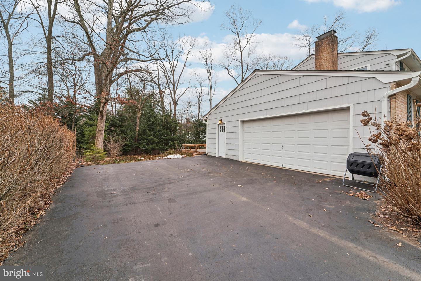 3 Emerson Rd