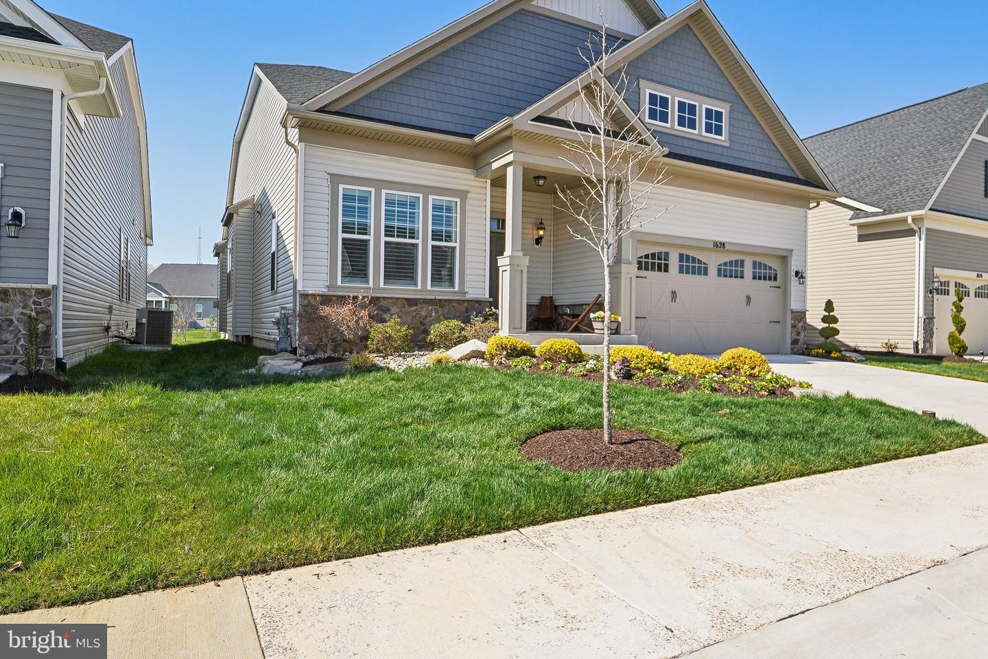 1628 Velvet Leaf Ln
