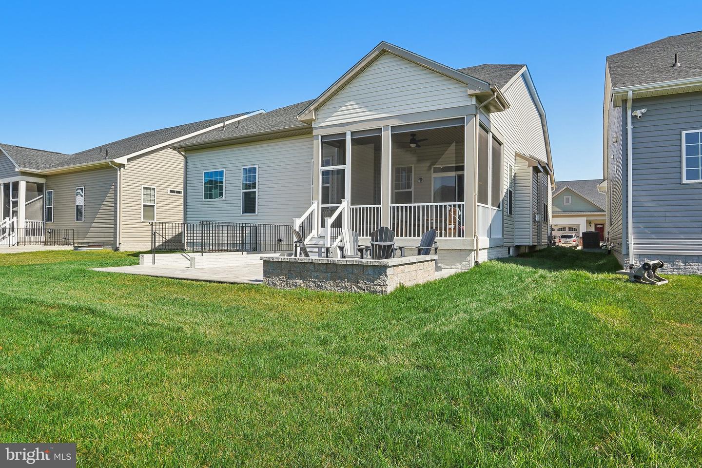 1628 Velvet Leaf Ln