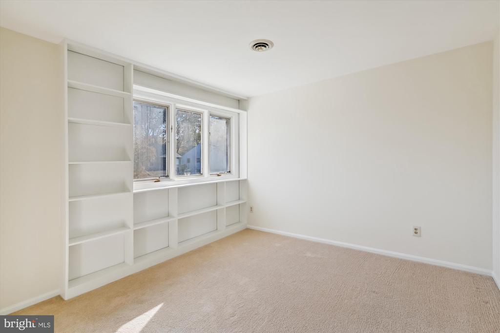 62 Brandywine Ave