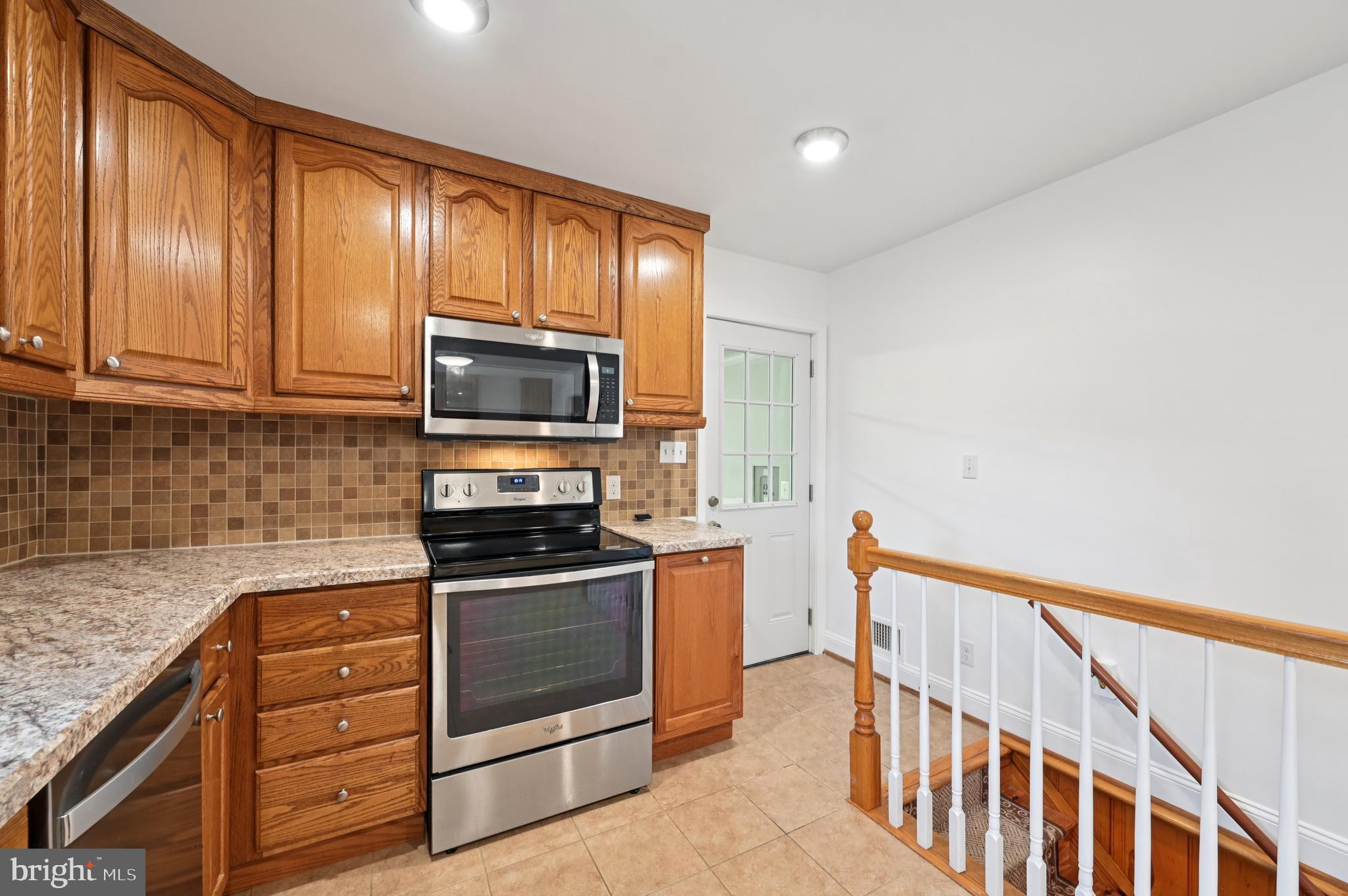 814 Manhattan Beach Rd