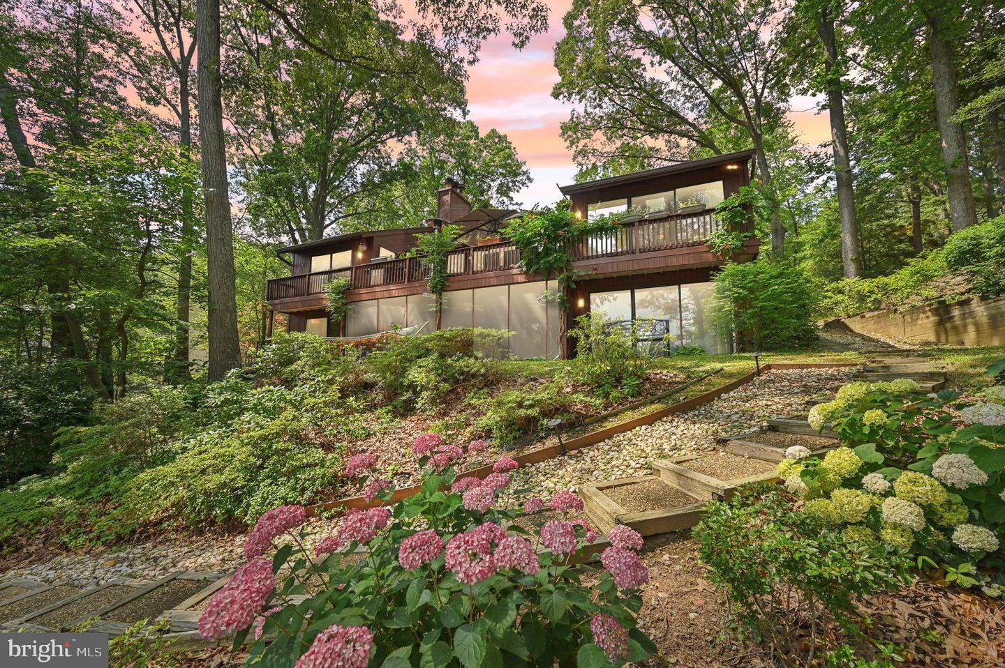 133 Berrywood Dr