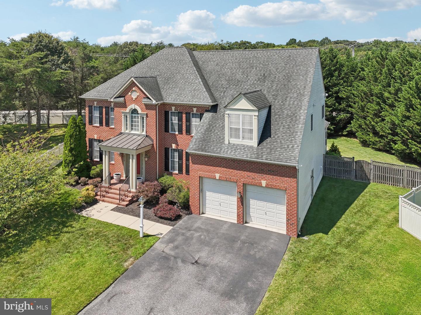 8236 Champion Ct