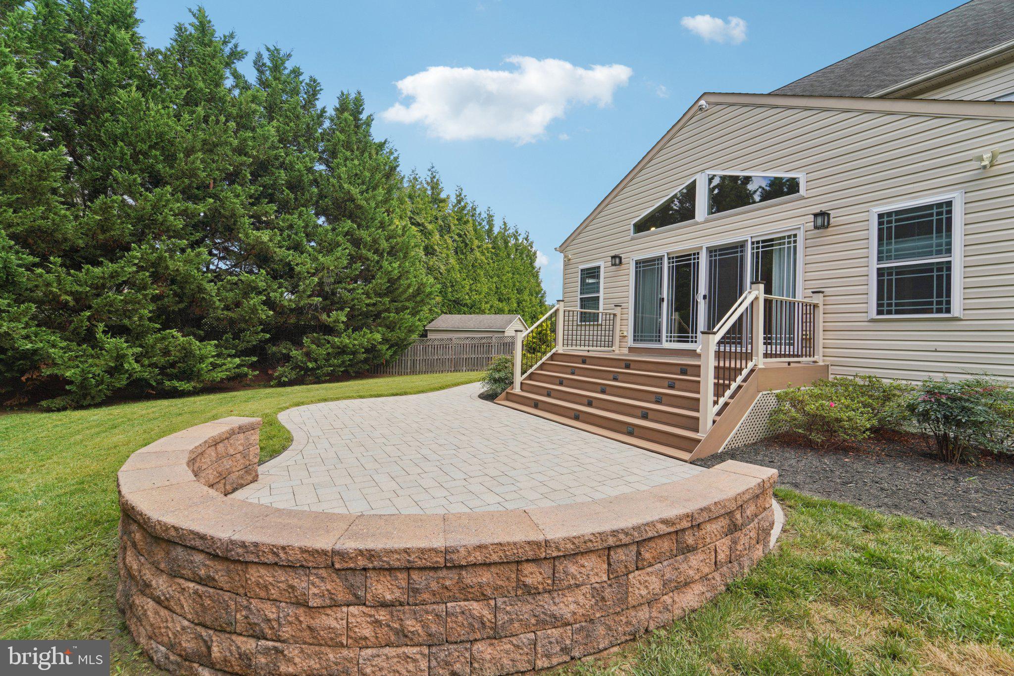 8236 Champion Ct