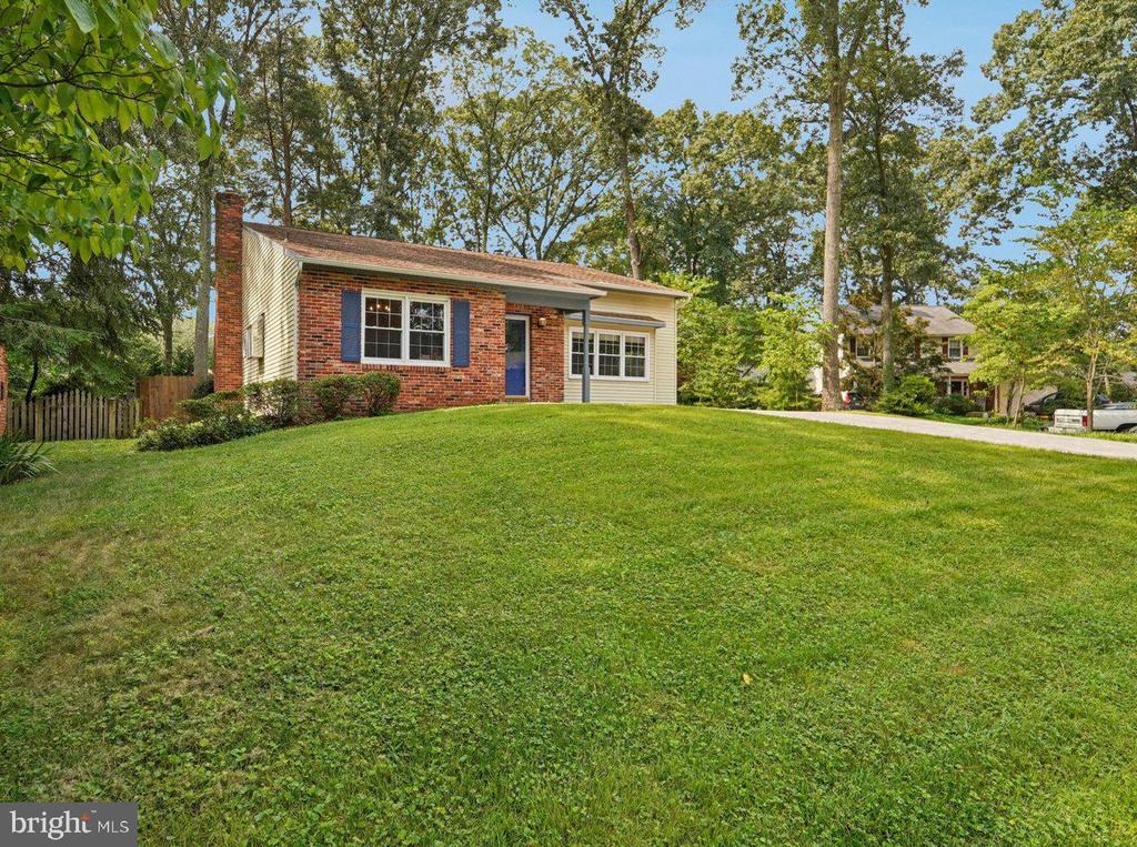 442 Fairford Ct