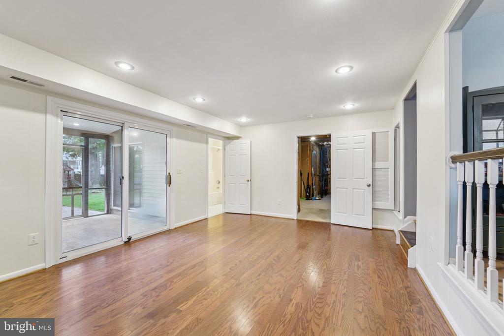 442 Fairford Ct