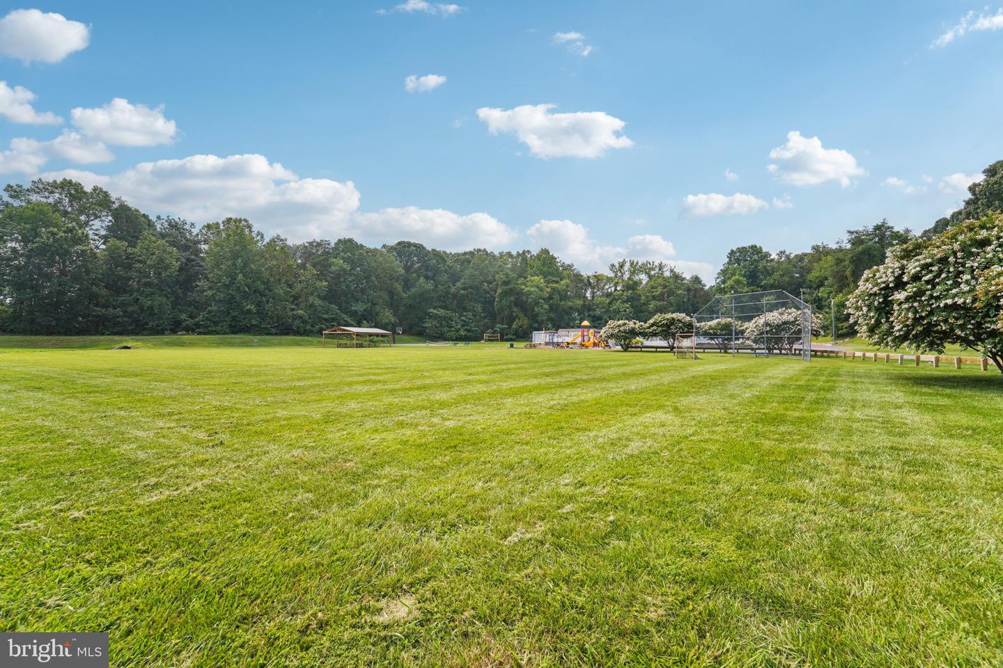 442 Fairford Ct