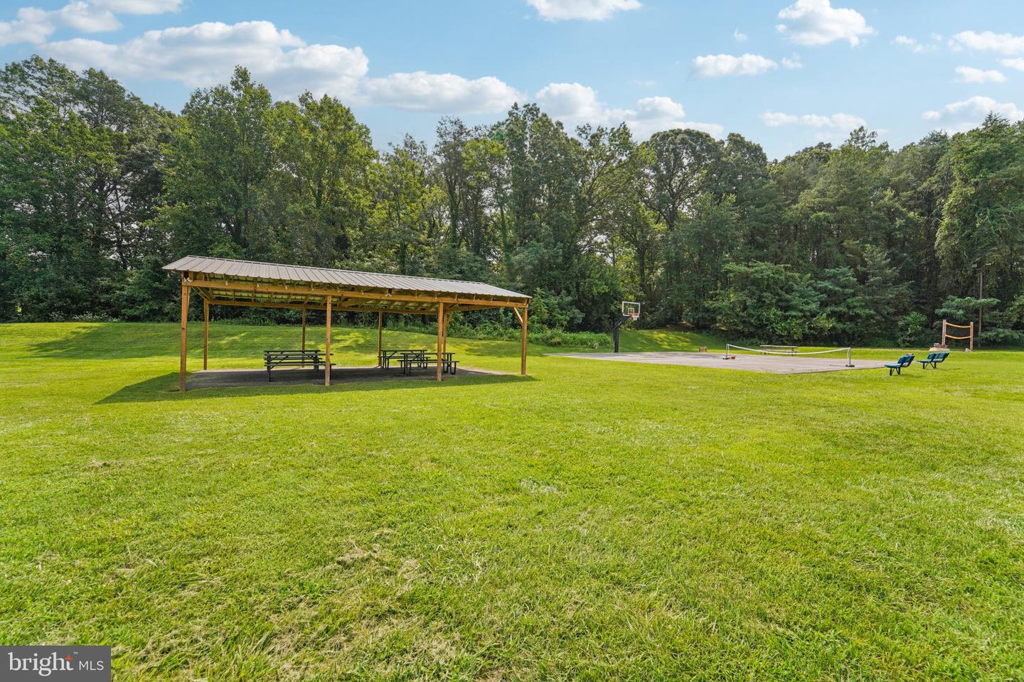 442 Fairford Ct