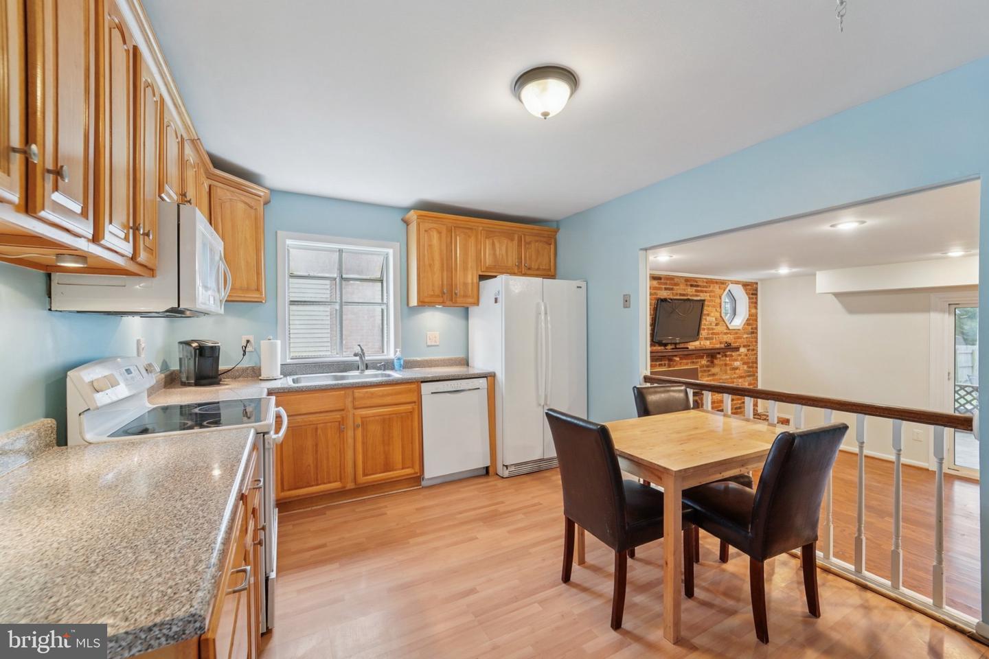 442 Fairford Ct