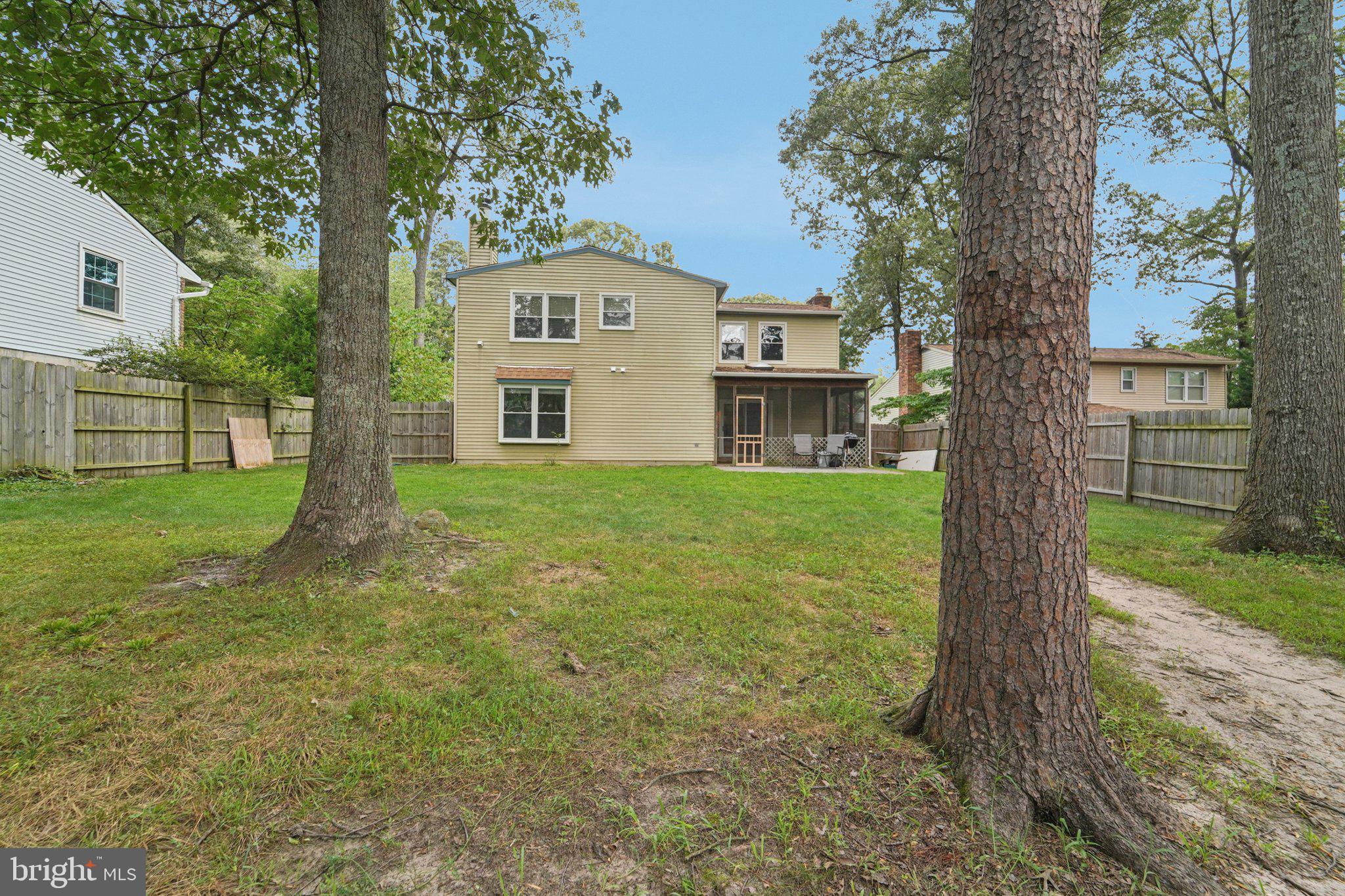 442 Fairford Ct