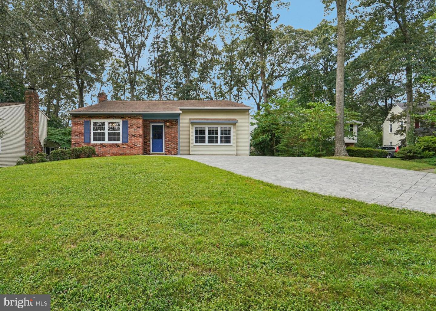 442 Fairford Ct