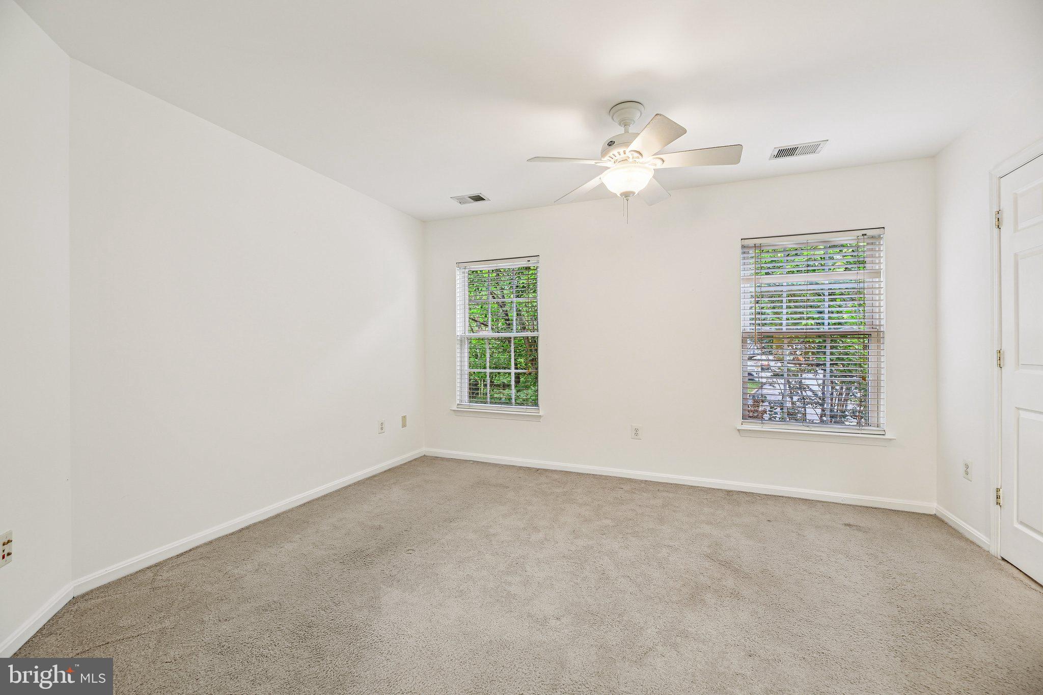 633 BAYSTONE COURT