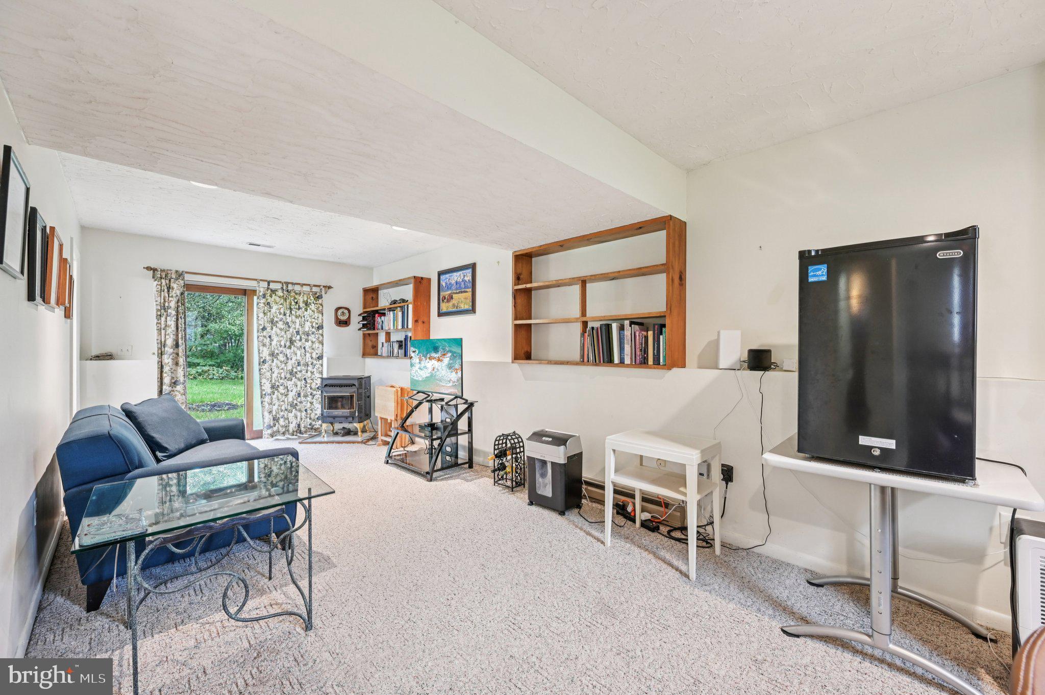 747 TREMAINE WAY
